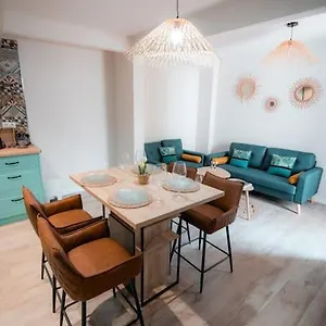 Apartment Qh Caldeleria Vieja *