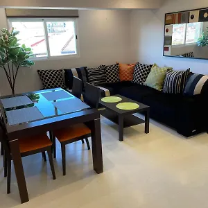 A Un Paso Del Centro De