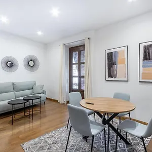 Luxury Reina Isabel Apartamento *