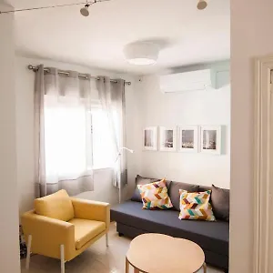 Cozy House Near To The Center Of Holiday home *