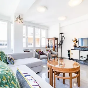 Elegante Apartamento En Centro Granada