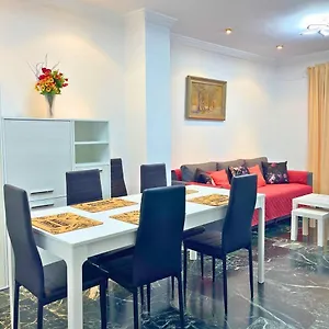 Home4u Fuente Nueva Apartment Granada
