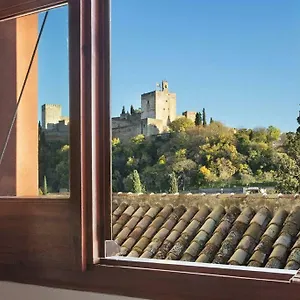 Luminous Alhambra View In Albayzin *