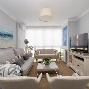 Apartment Cozy Familiar Retreat In The Centre Of