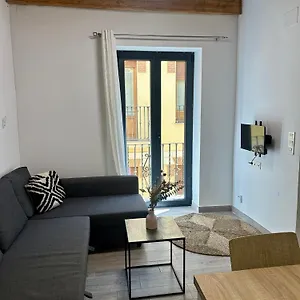 H&h Alhambra Apartment *
