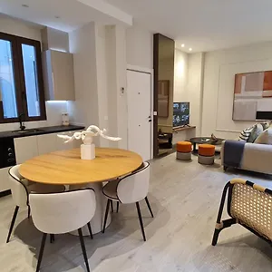 Suspiro 101 Cosmopolitan Loft Apartment Granada