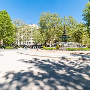 Apartment Encantador Piso Pleno Centro A Pie De Semana Santa Y Cerca De La Alhambra *